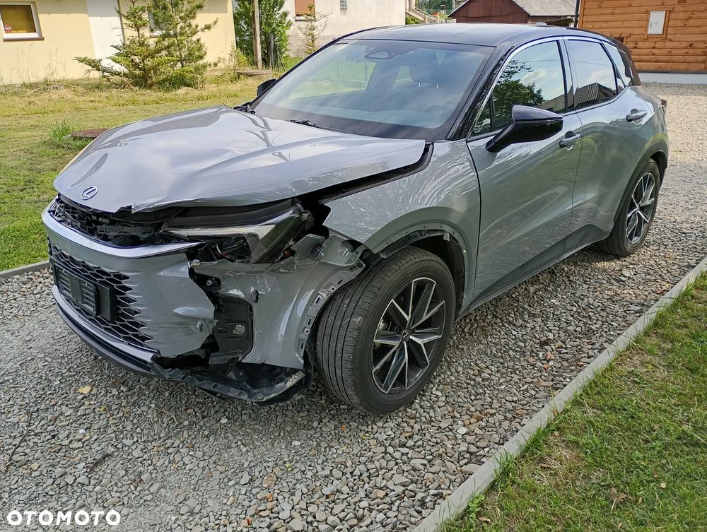 Lexus LBX 1.5 Hybrid Vibrant Edition AWD - 4
