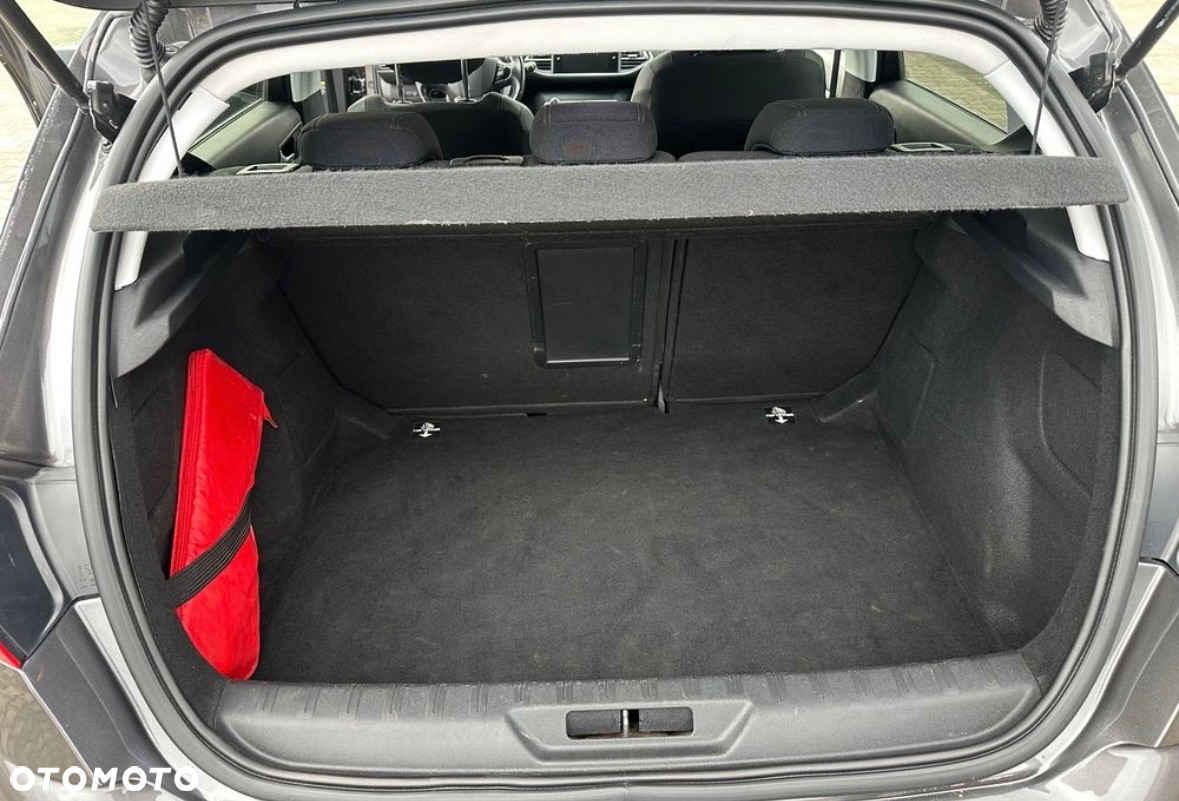 Peugeot 308 1.5 BlueHDi Allure S&S EAT6 - 14