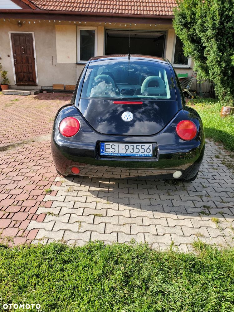 Volkswagen New Beetle 1.6 - 24