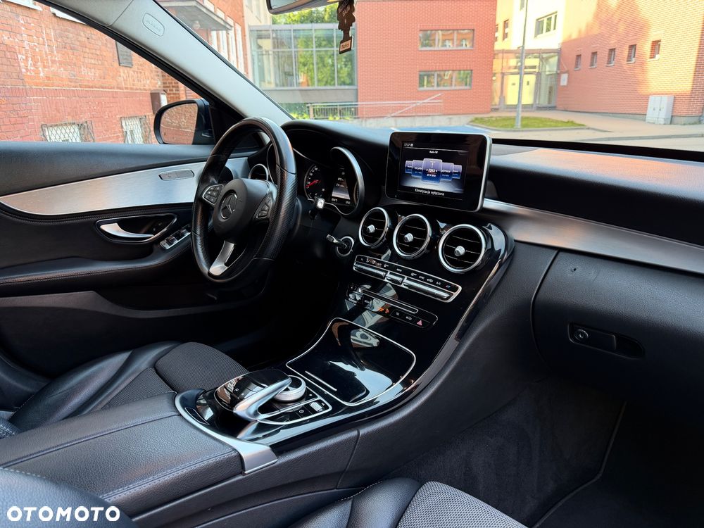 Mercedes-Benz Klasa C 200 (BlueTEC) d 7G-TRONIC Avantgarde - 33