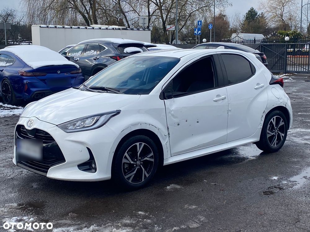 Toyota Yaris Hybrid 1.5 Style - 13