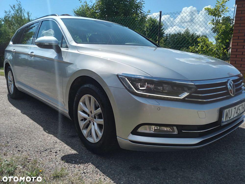 Volkswagen Passat - 2