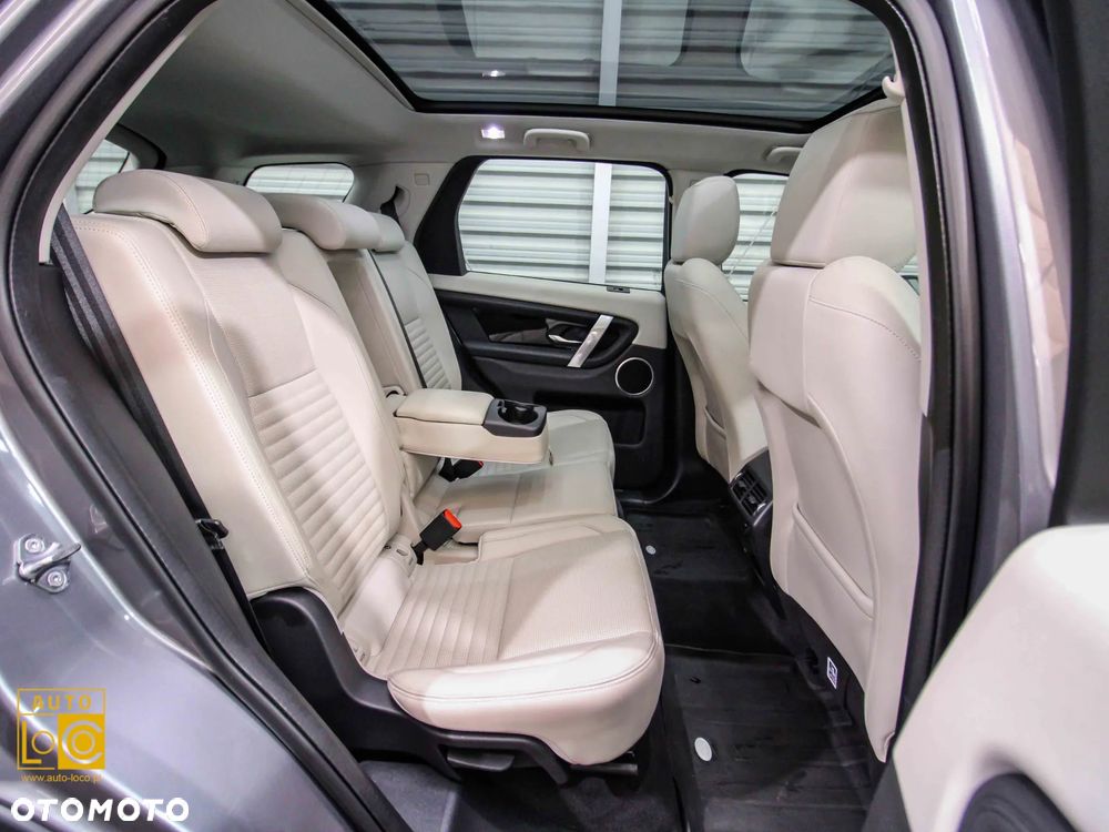 Land Rover Discovery Sport 2.0 D200 mHEV HSE - 11