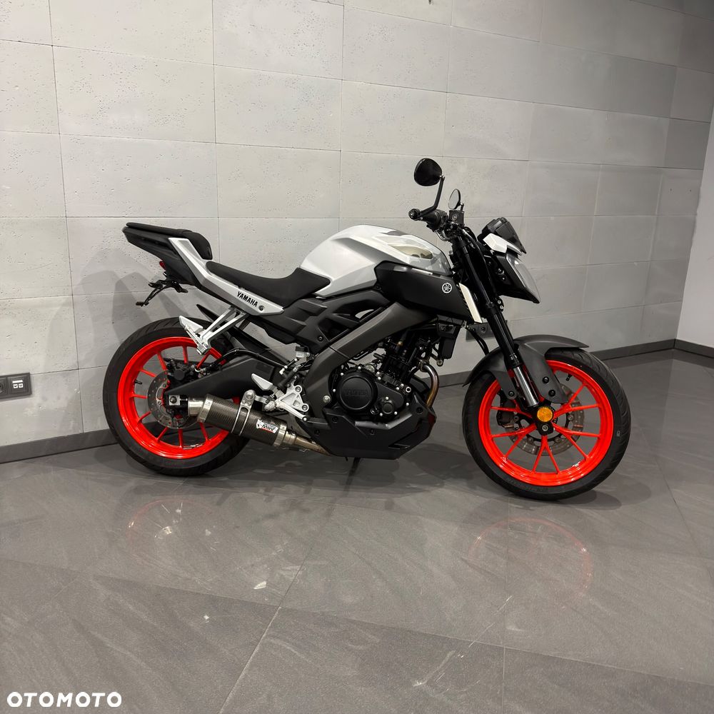 Yamaha MT - 2