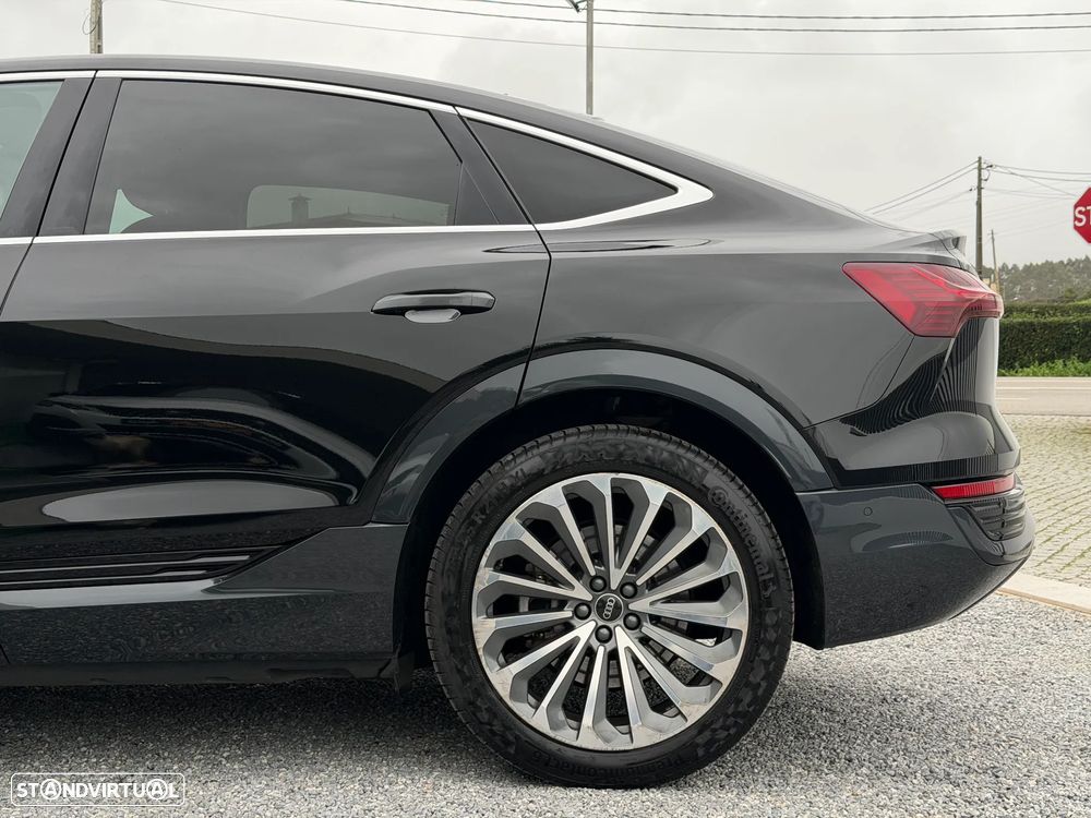 Audi Q8 e-Tron Sportback 55 quattro S line - 32