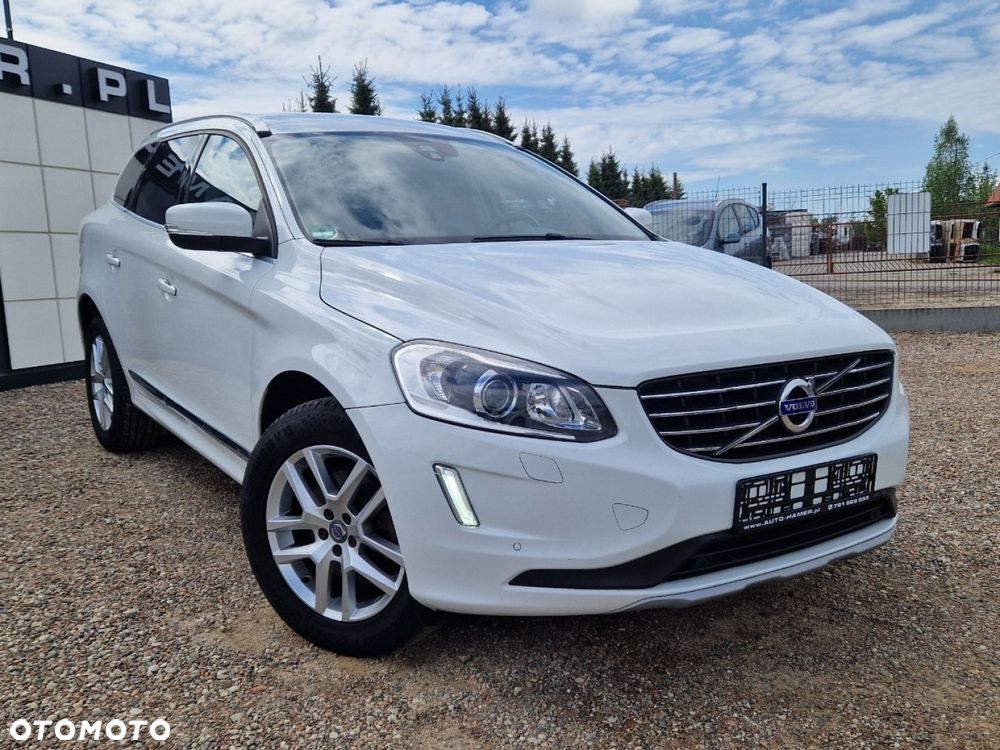 Volvo XC 60 D4 Momentum - 4