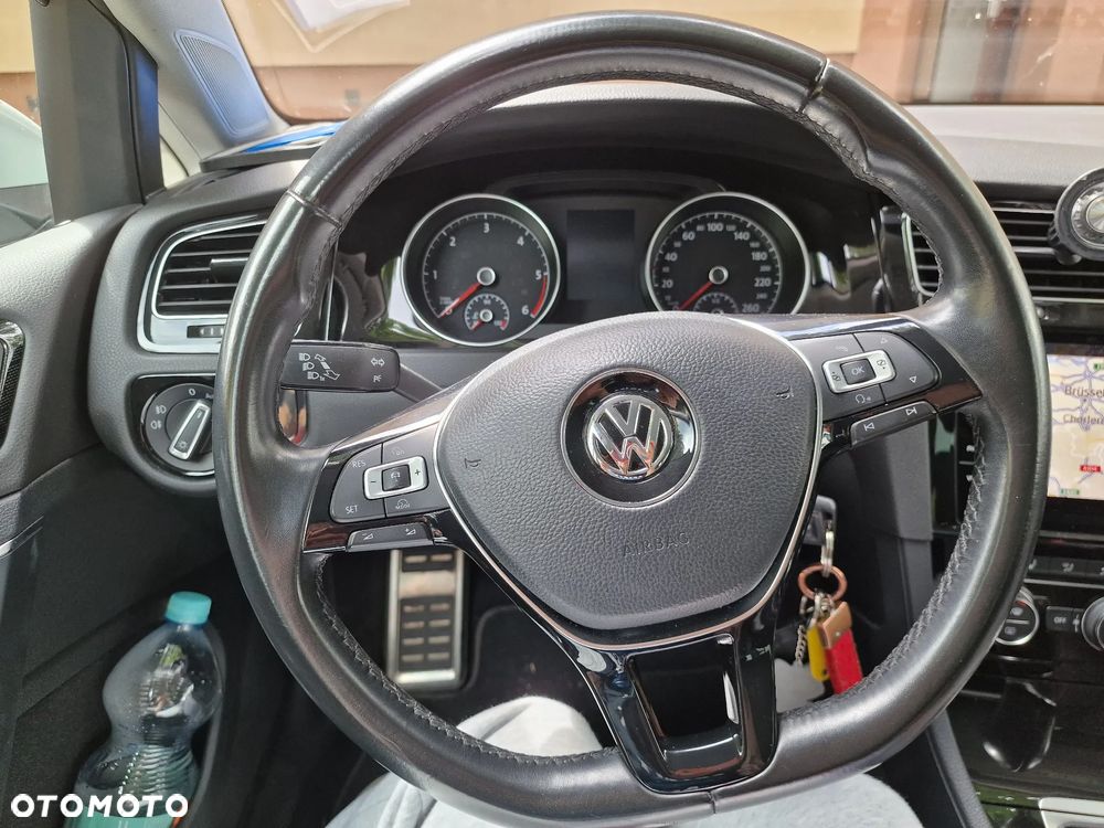 Volkswagen Golf 2.0 TDI Sound - 8