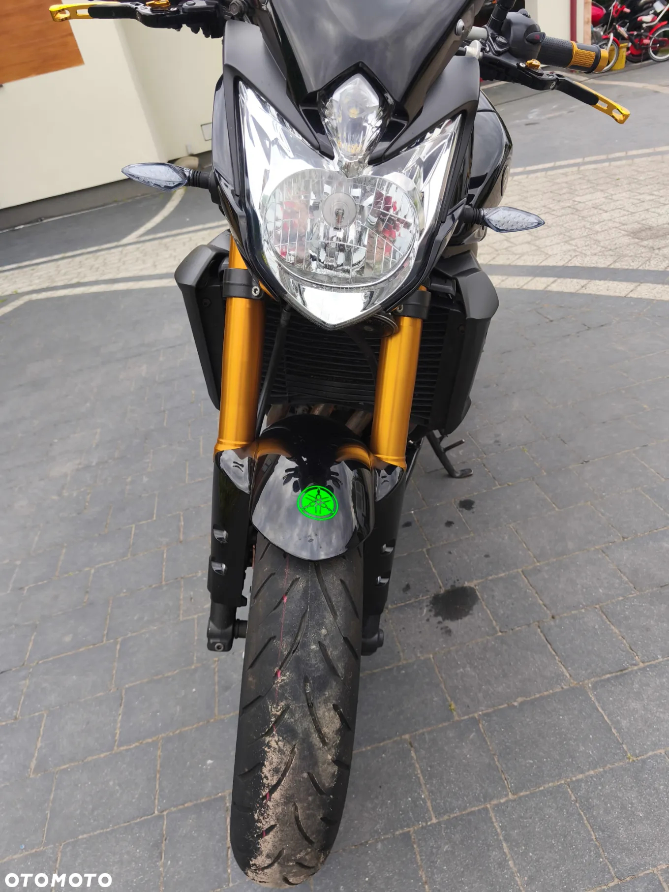 Yamaha FZ8 - 7