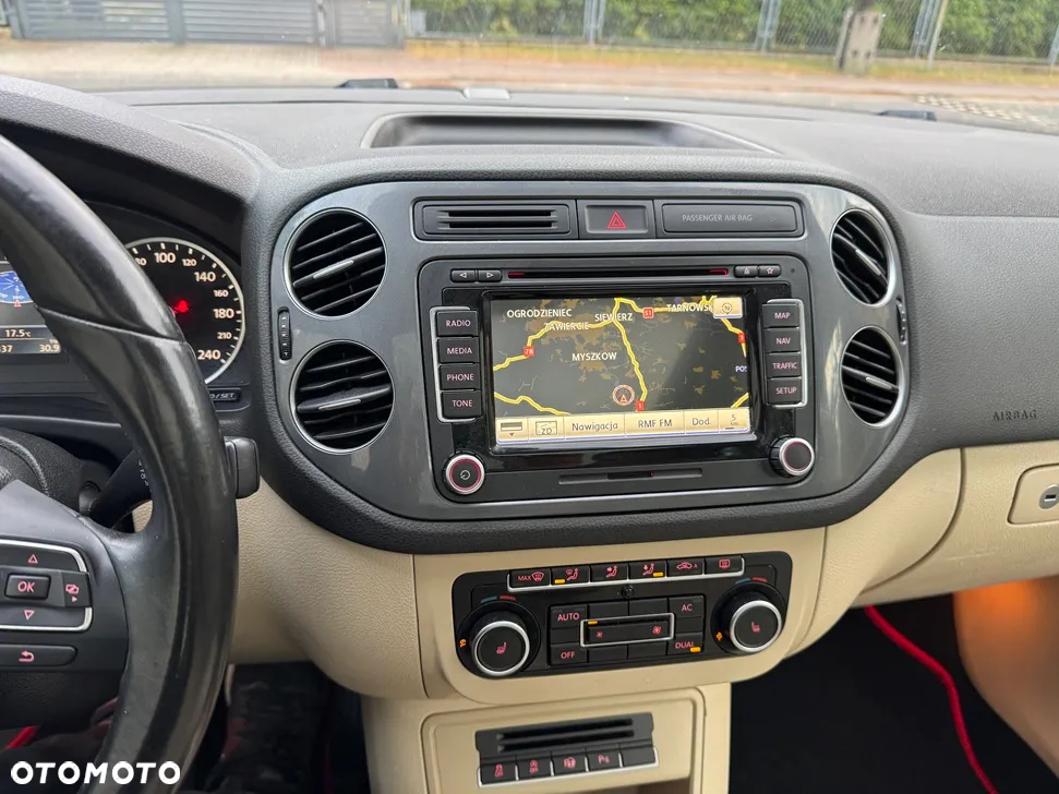 Volkswagen Tiguan 2.0 TDI Perfectline - 11