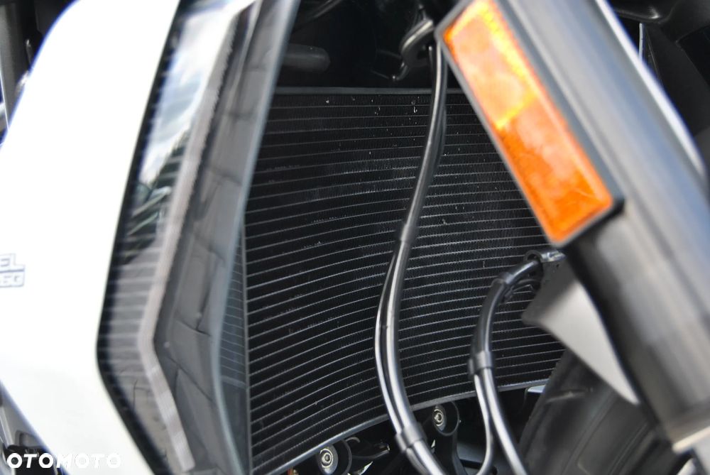Ducati Diavel - 13