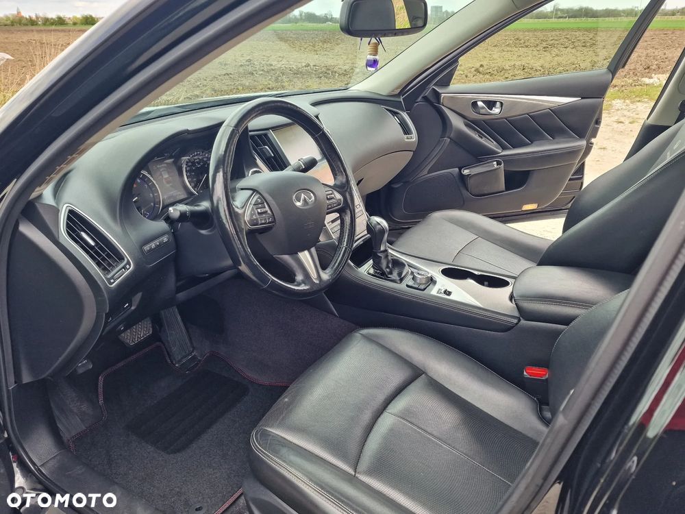 Infiniti Q50 - 23