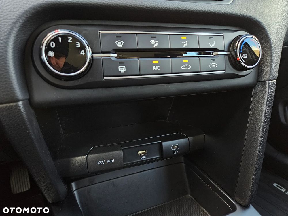 Kia Ceed 1.5 T-GDI S - 33