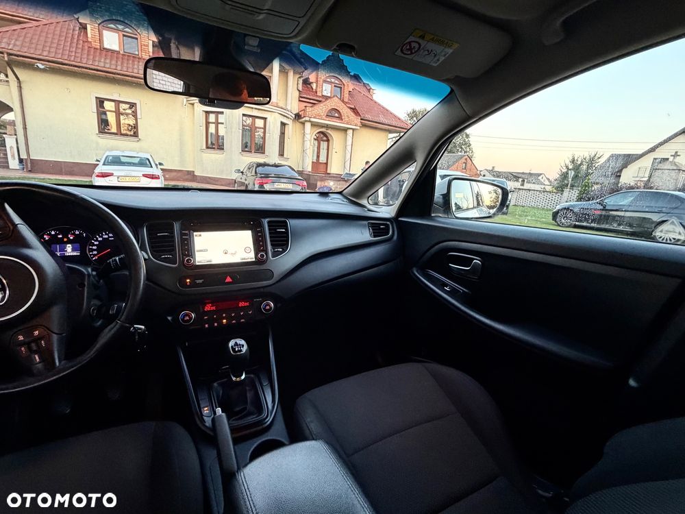 Kia Carens 1.6 GDI ISG Vision - 11