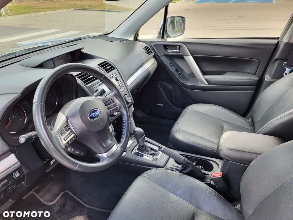Subaru Forester 2.0 XT Platinum Lineartronic - 20