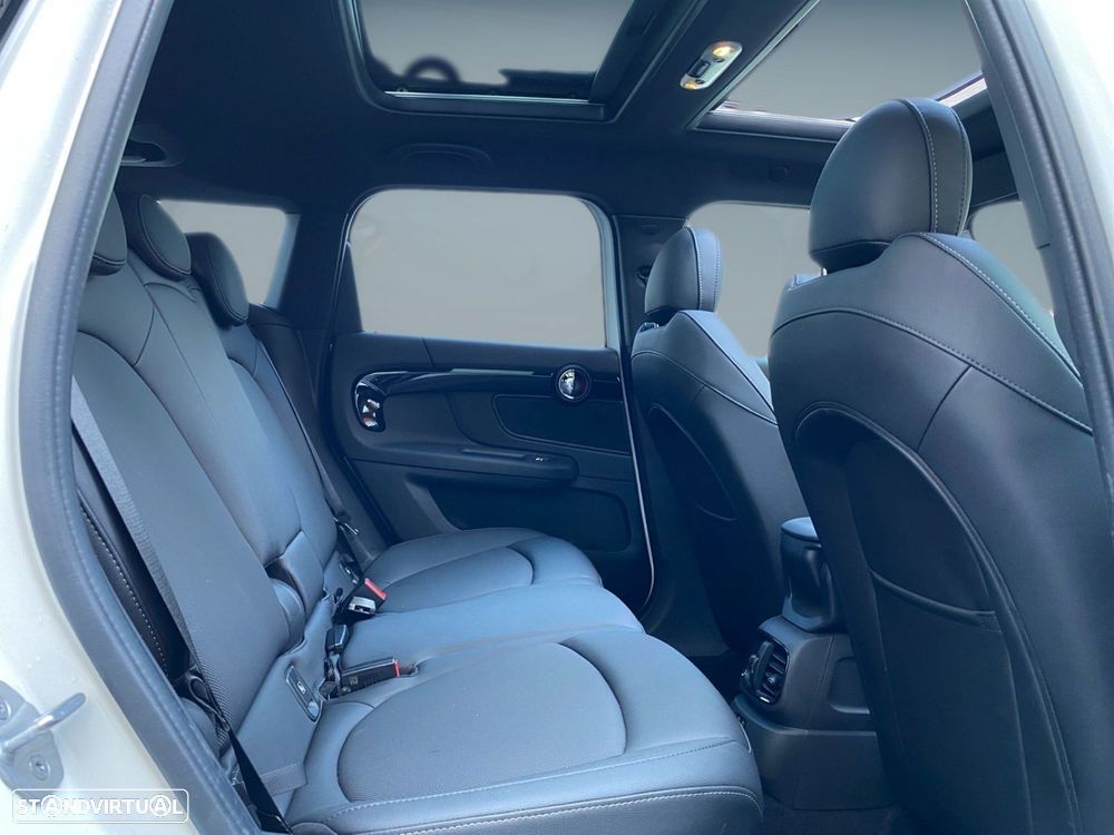 MINI Countryman Cooper SE Premium P. Classic Auto - 21