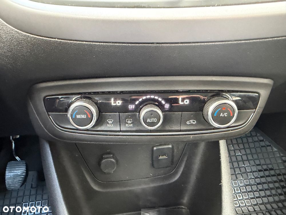 Opel Crossland X 1.2 T 120 Lat S&S - 13