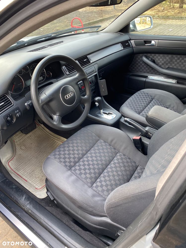 Audi A6 Avant - 9