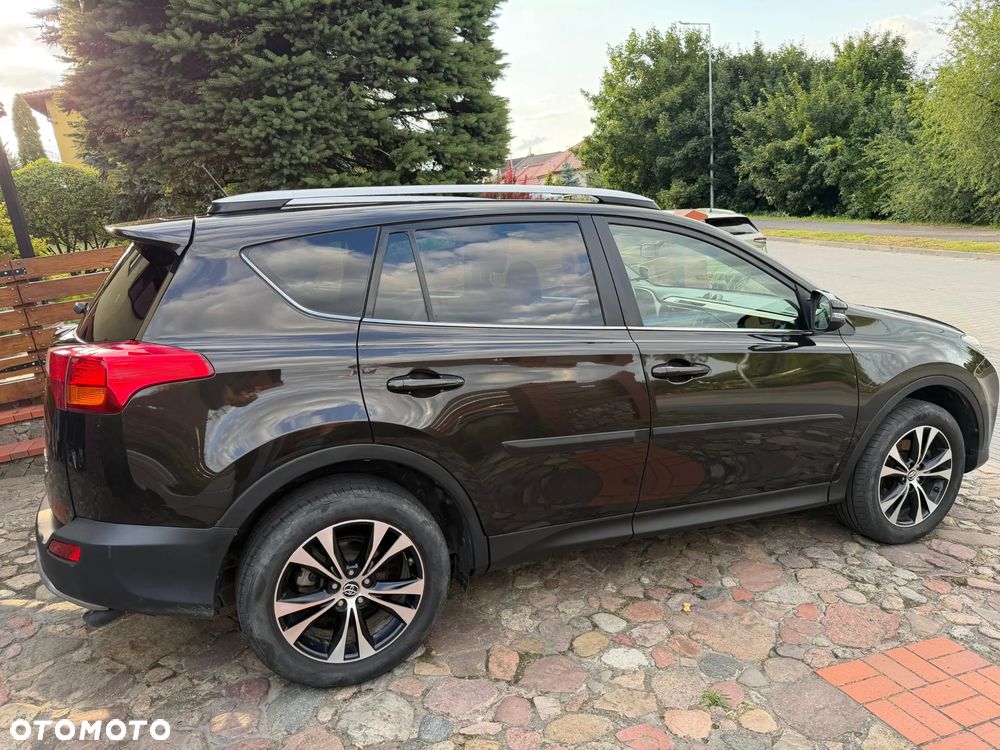 Toyota RAV4 2.2 D-4D Premium - 12