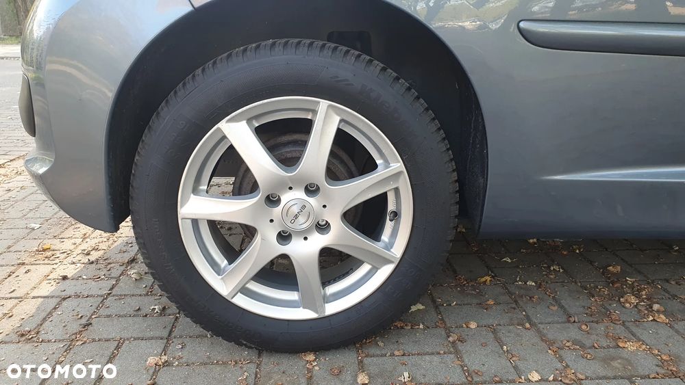 Peugeot 207 95 VTi Sport - 31