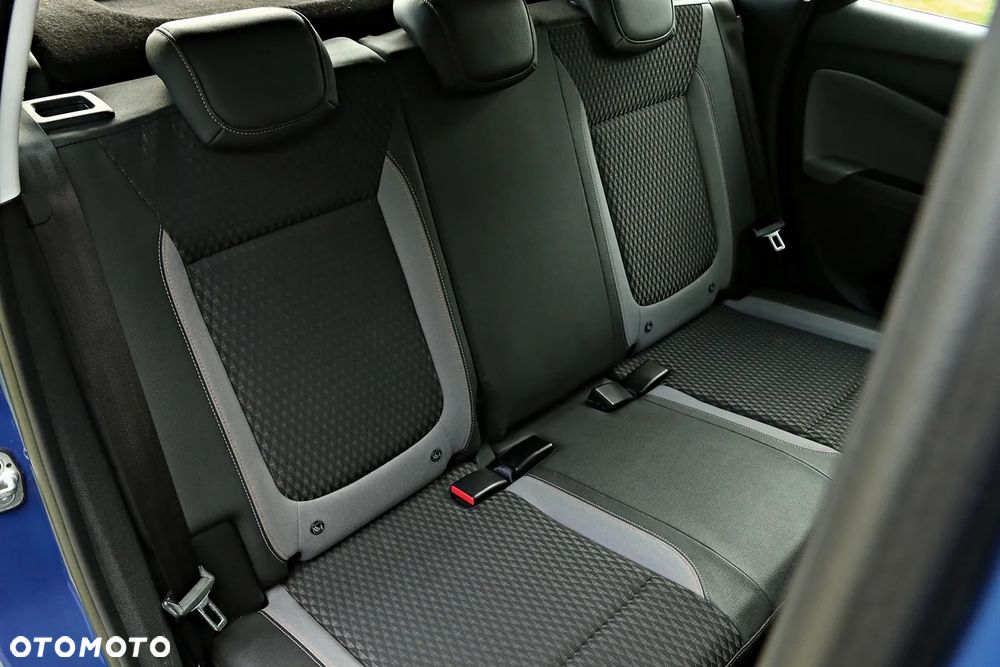 Opel Crossland X - 36
