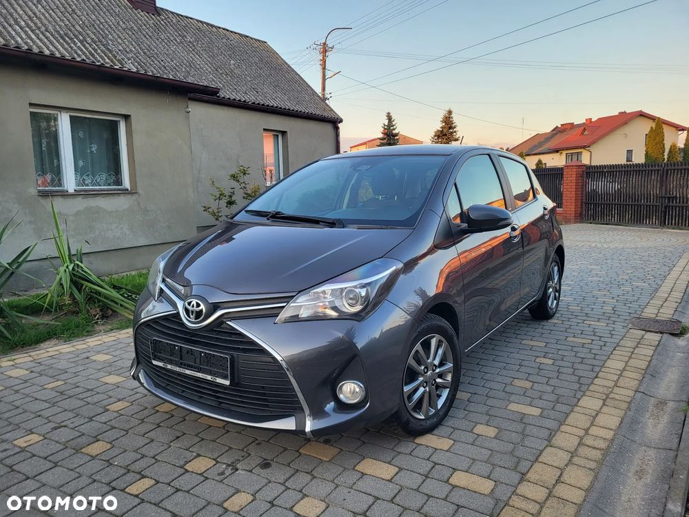 Toyota Yaris 1.33 Premium - 11