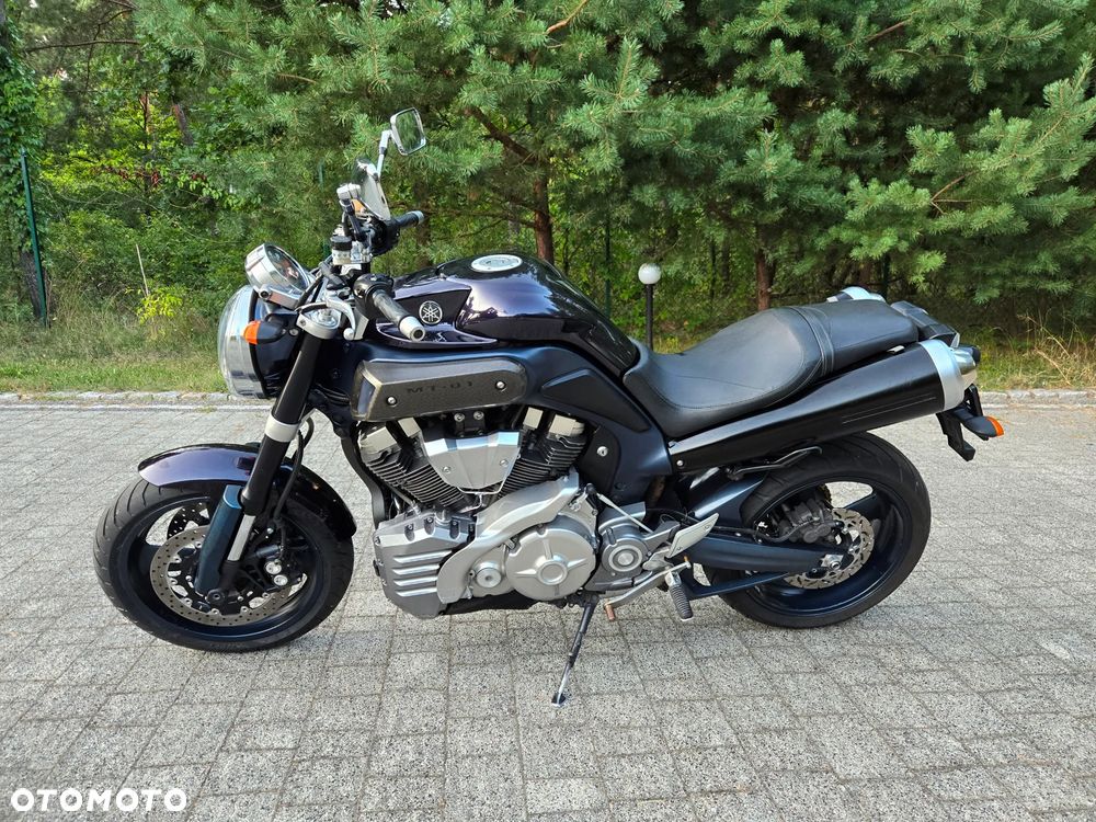 Yamaha MT - 16