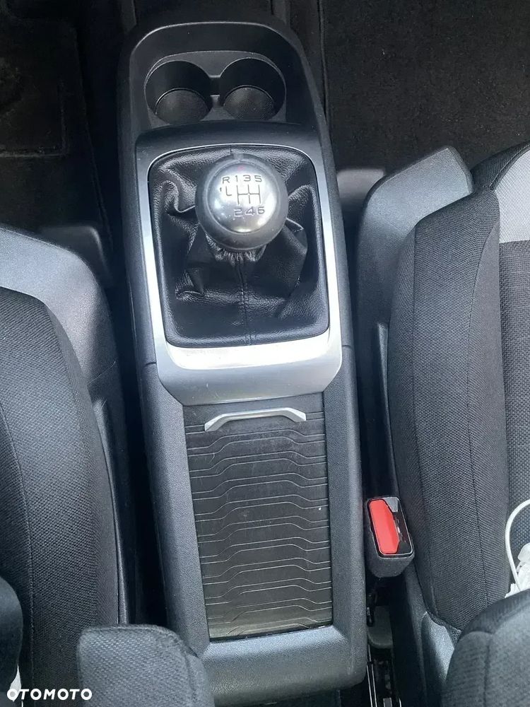 Citroën C4 Picasso 1.6 e-HDi Intensive - 19