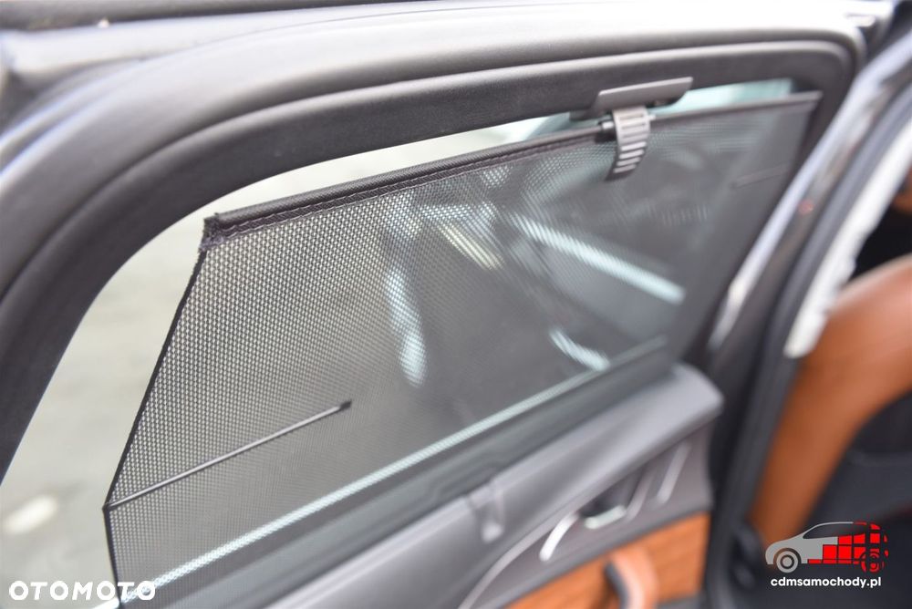 Audi A6 Allroad - 33