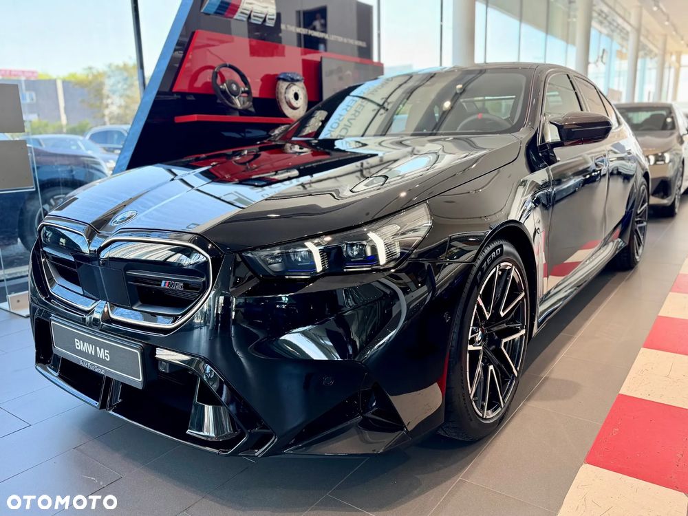 BMW M5 xDrive - 2