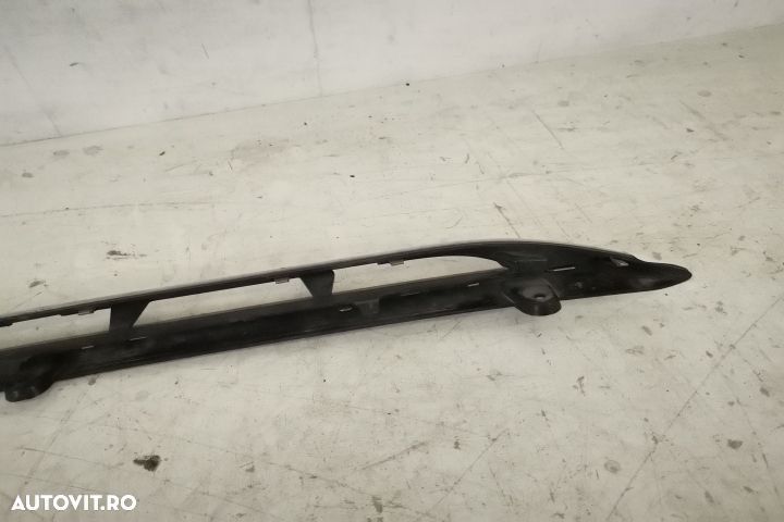 Ornament Crom Inferior Fusta Bara Fata Original In Stare Buna Mercedes - 7