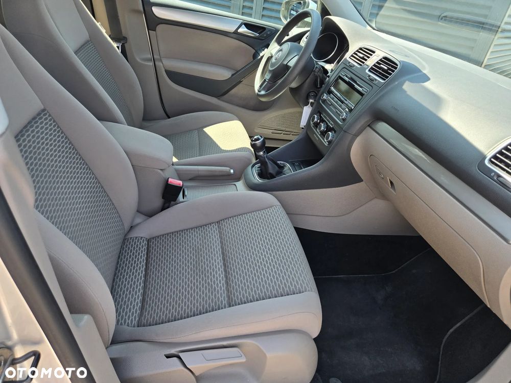Volkswagen Golf 1.6 United - 16