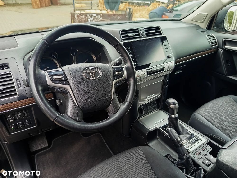 Toyota Land Cruiser LC 2.8 D-4D Invincible - 6