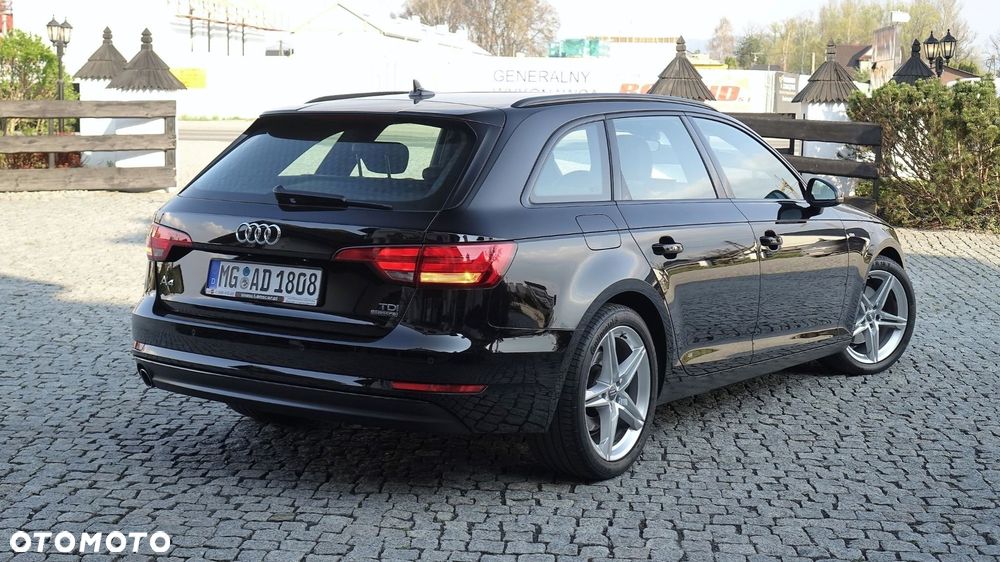 Audi A4 Avant - 2