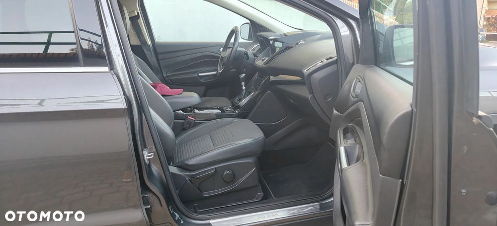 Ford Kuga 1.5 EcoBoost FWD Titanium ASS MMT6 - 8
