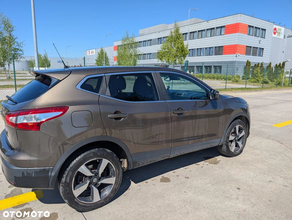 Nissan Qashqai - 4