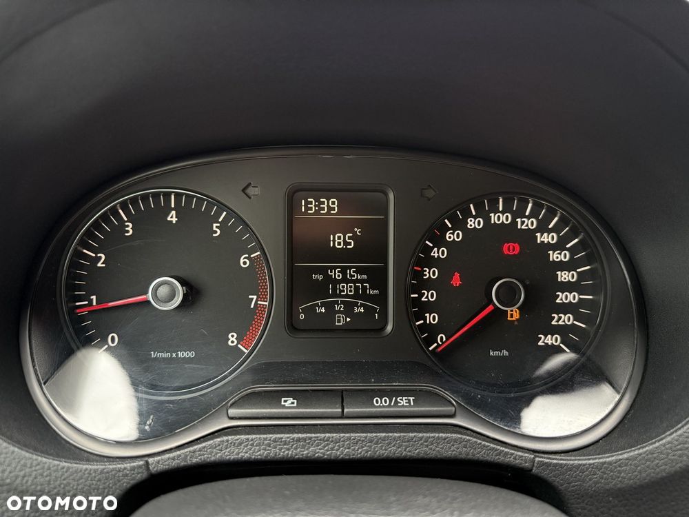 Volkswagen Polo 1.2 Trendline - 28