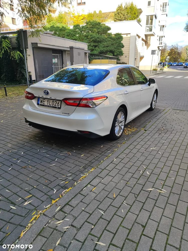 Toyota Camry 2.5 Hybrid Prestige CVT - 3