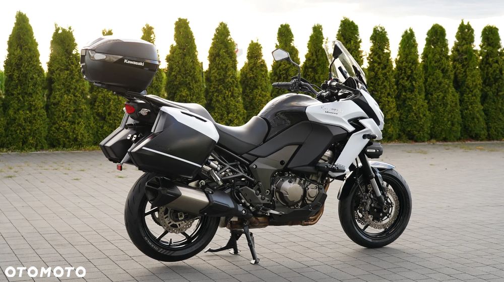Kawasaki Versys 1000 - 10