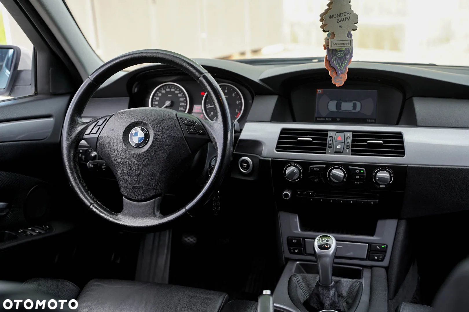 BMW Seria 5 520i - 13