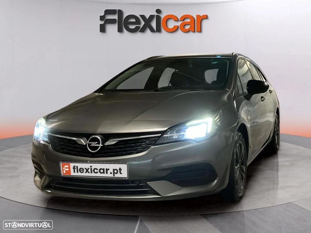 Opel Astra Sports Tourer - 2