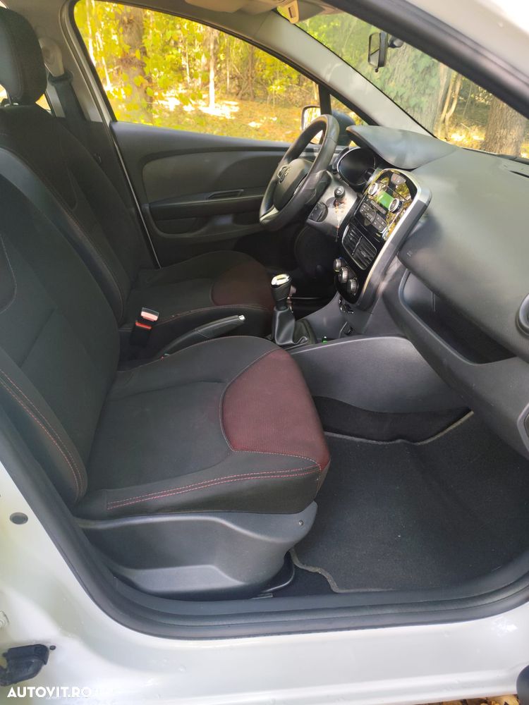 Renault Clio - 5