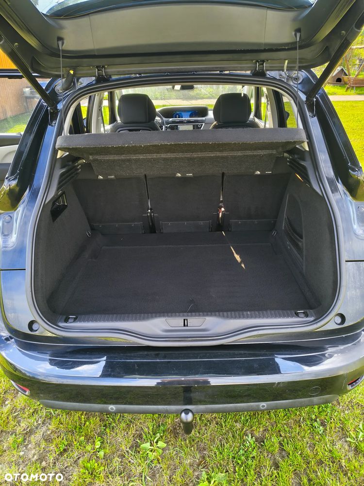 Citroën C4 Picasso ver-2-0-bluehdi-exclusive - 19
