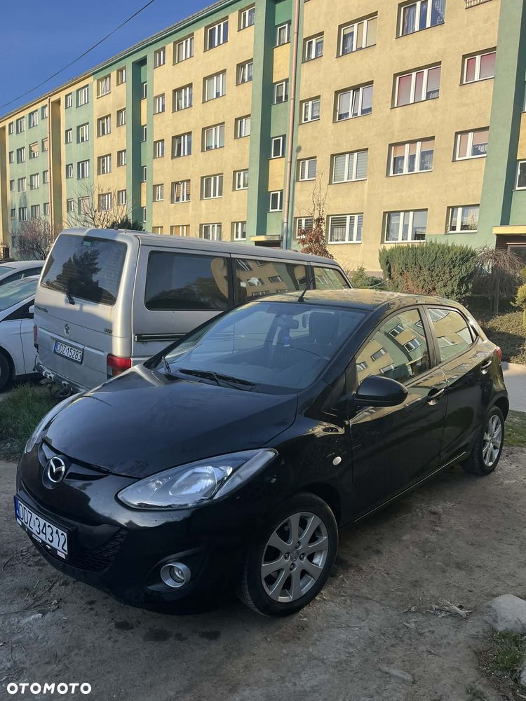Mazda 2 - 10