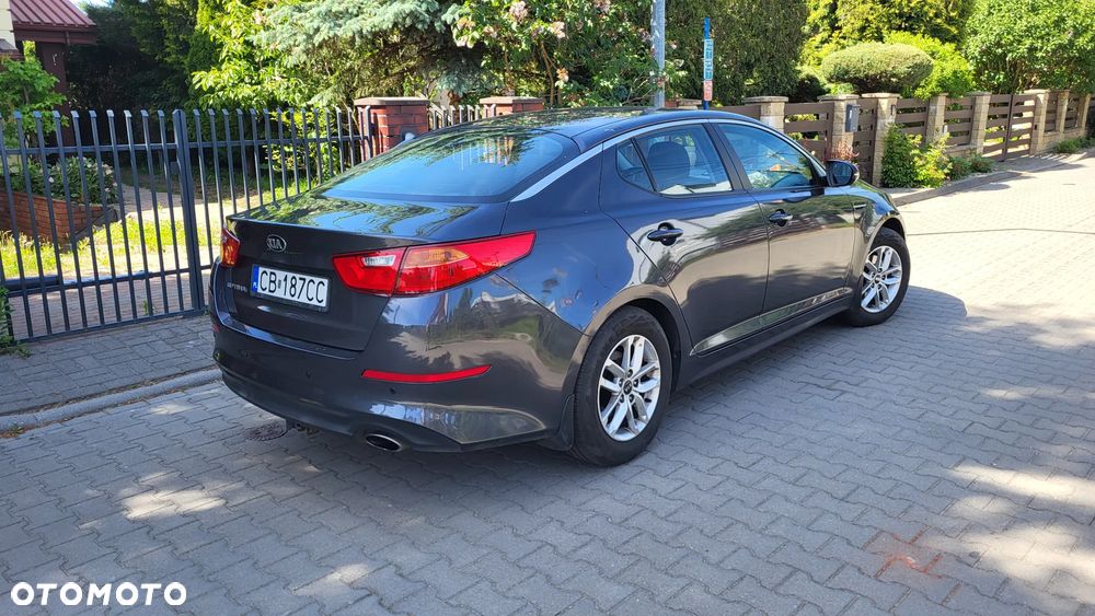 Kia Optima - 4