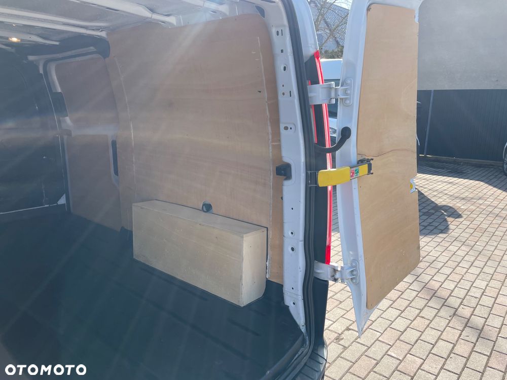 Ford Transit Custom - 18