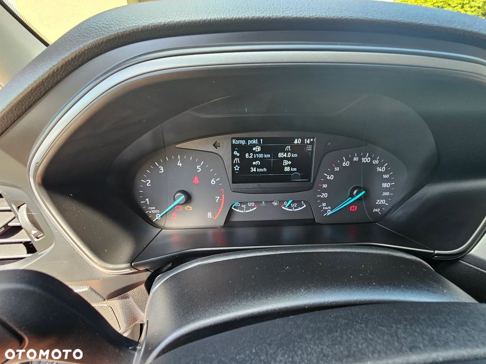 Ford Focus 1.0 EcoBoost Trend Edition - 8