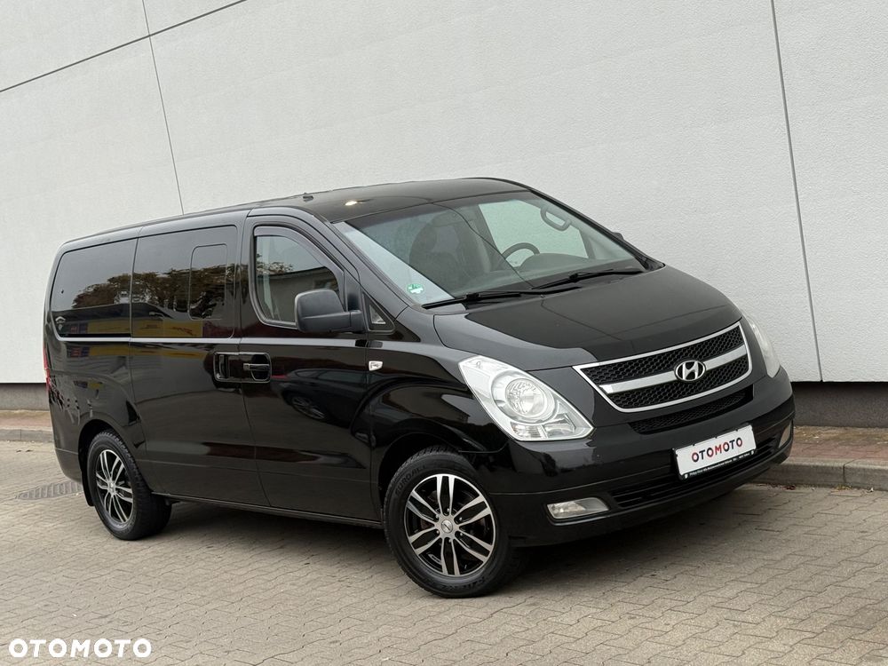 Hyundai H1 2012 photo 4