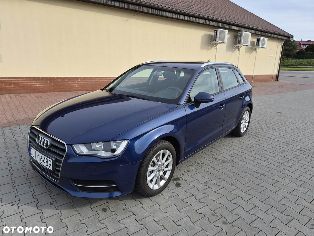 Audi A3 Sportback - 3