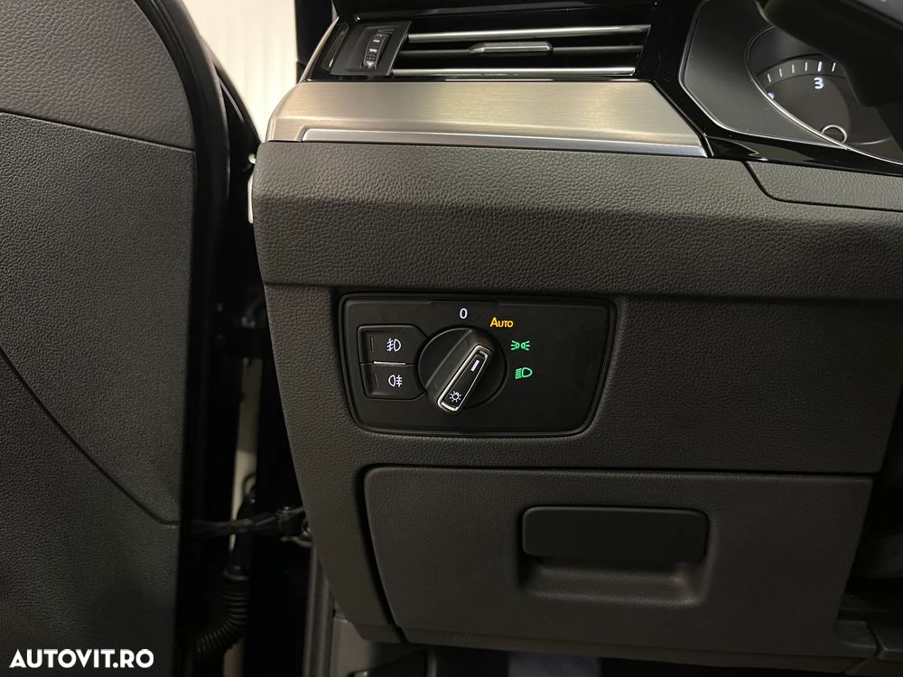 Volkswagen Passat 2.0 TDI DSG Highline - 23