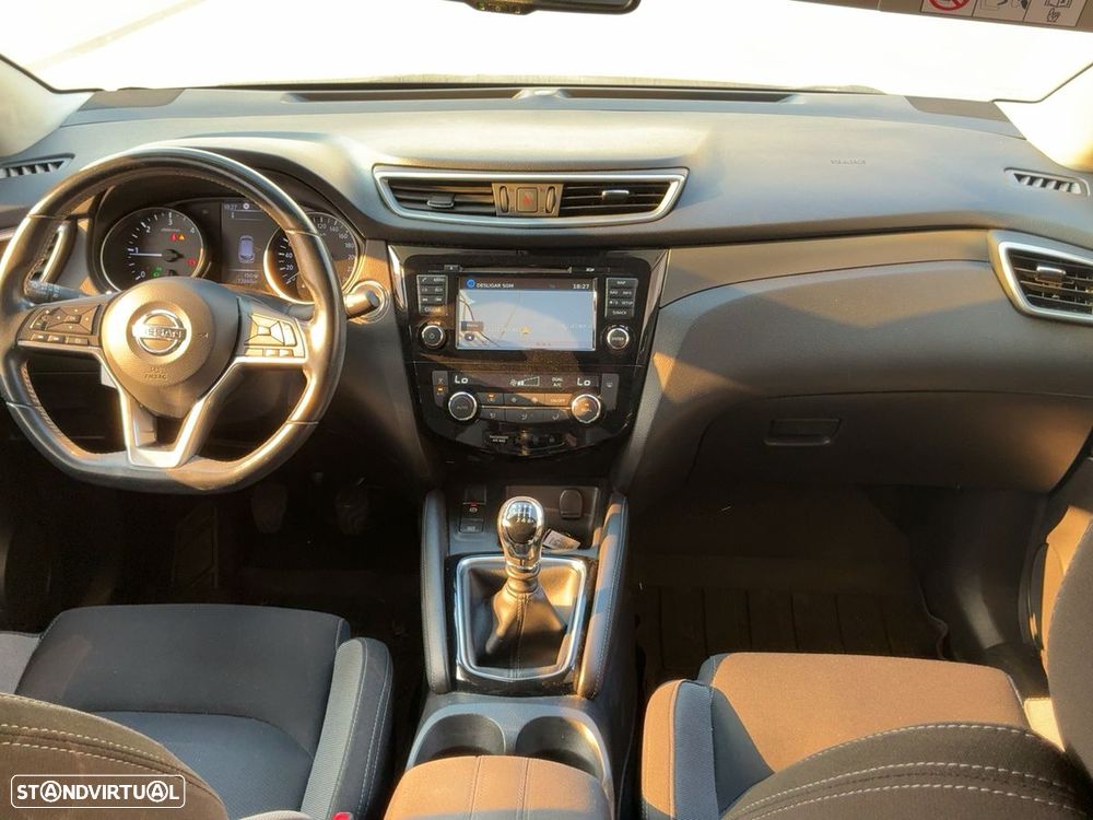 Nissan Qashqai 1.5 dCi N-Connecta 18 - 7